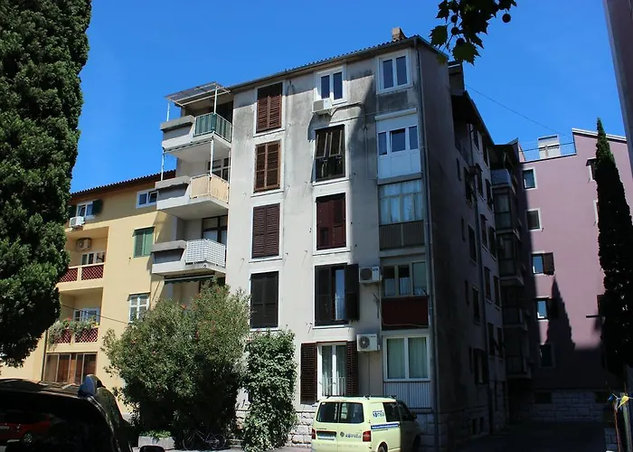 Maestral アパート